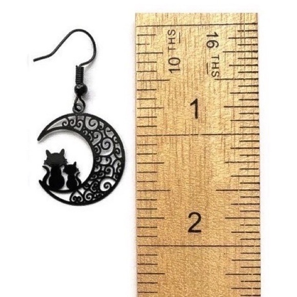 Any 4/$25! Black Laser Cut Filagree Half Moon w/Cat Silhouettes Drop Earrings - Picture 6 of 8